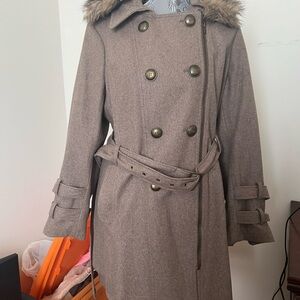 Black Rivet Brown Double-Breasted Coat with Fur Collar